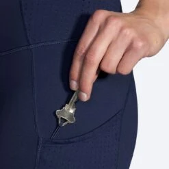 BROOKS Women's Method 1/2 Crop Tight (451 - Navy) -Cheap Brooks Store 221477 451 d3 method half crop tight womens womens running tight