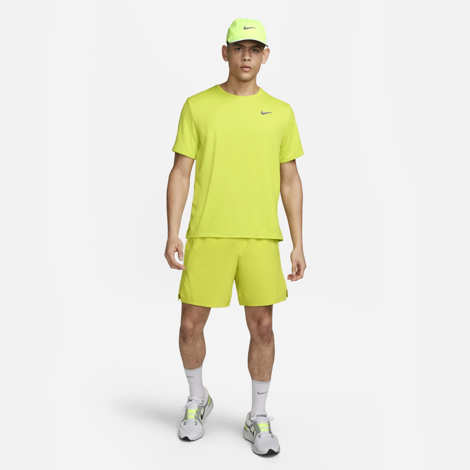 Nike Men's DRI-FIT UV Miler Short Sleeve Running Top (308 - Bright Cactus/Reflective Silver) 5 Nike Men's DRI-FIT UV Miler Short Sleeve Running Top (308 - Bright Cactus/Reflective Silver) - Image 5