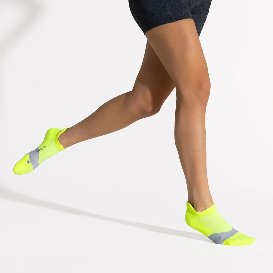 Feetures Elite Max Cushion No Show Tab (Lightning) 3 Feetures Elite Max Cushion No Show Tab (Lightning) - Image 3